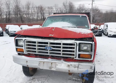 1985 Ford F250 z USA, uszkodzony, nr VIN 2FTHF261XFCB03571